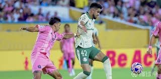 深度解析“长沙麻将”：独特的“起手胡”规则对博弈节奏的颠覆。（透视长沙麻将：起手胡这一独特规则如何改写对局节奏）